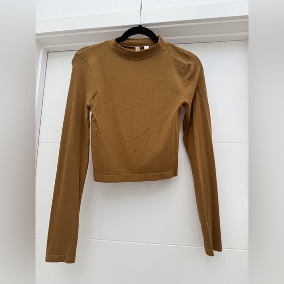 Anwnd Tops - ANWND Brown Mock Neck Long Sleeve Crop Top Classic Versatile Fall Chic Size M/L